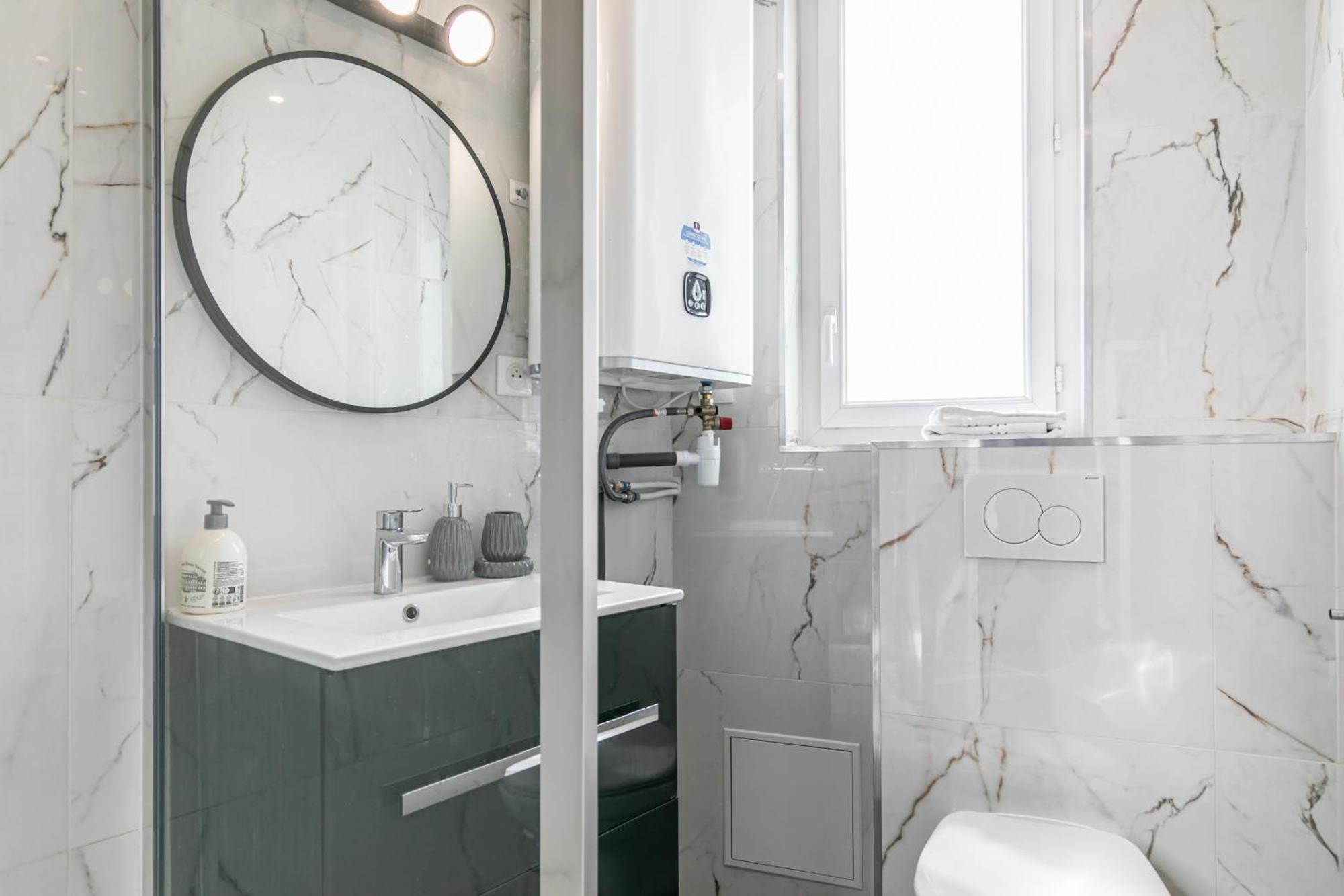 Mba Splendide Appart - Montreuil 5 - Proche Vincennes ภายนอก รูปภาพ